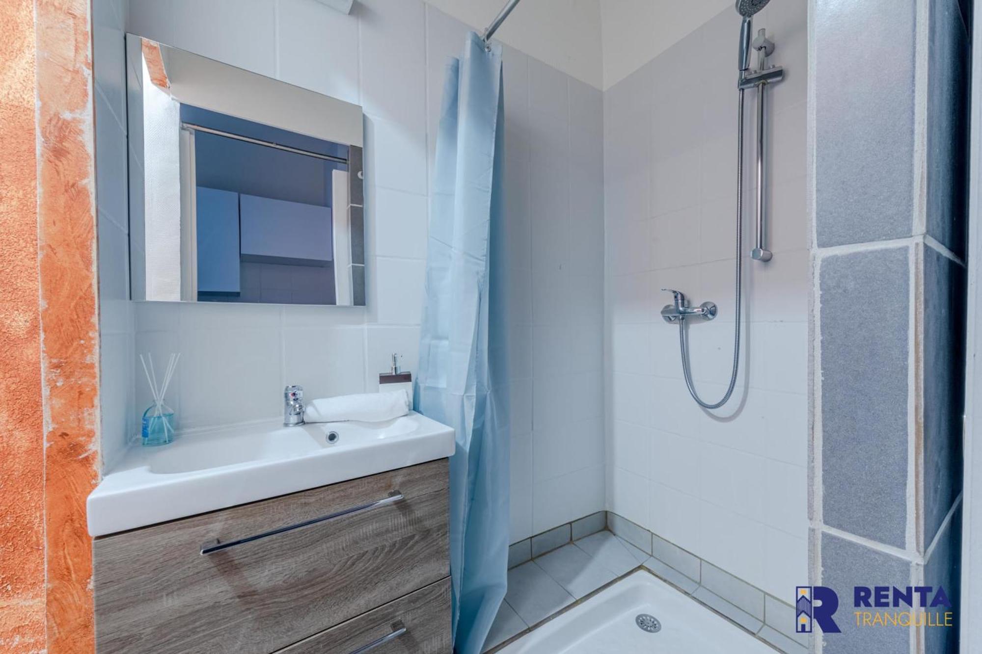 Entre Terre Et Mer Wifi Studio Cosy 2 Pers Perpignan Luaran gambar